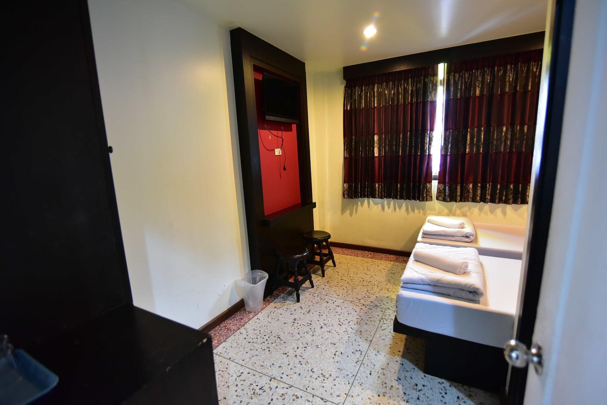 Thara House Hotell Bangkok Eksteriør bilde