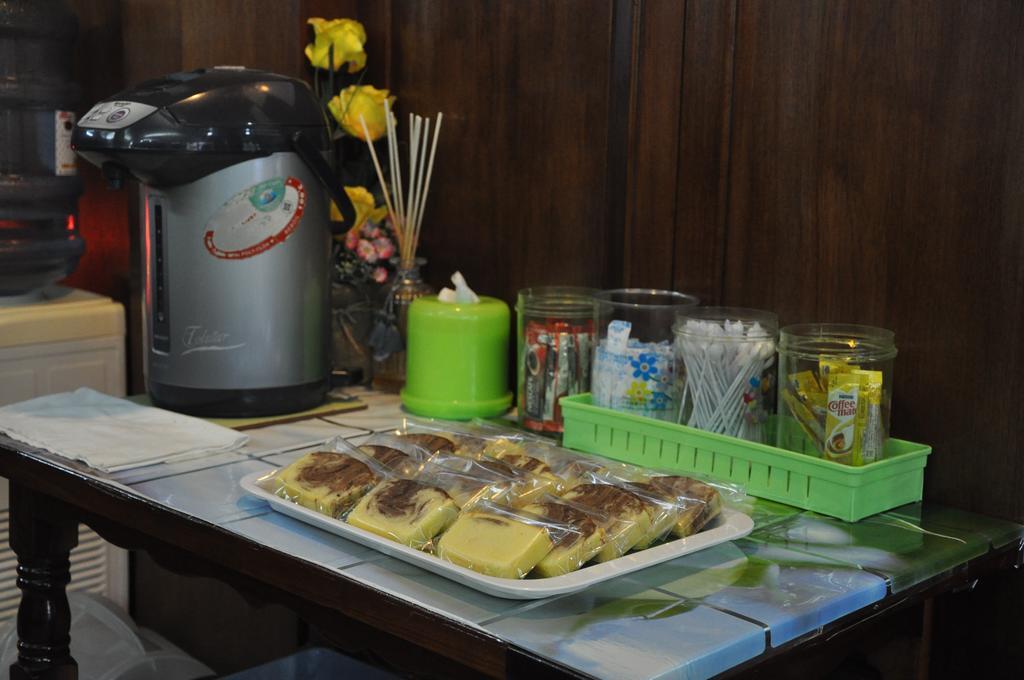Thara House Hotell Bangkok Eksteriør bilde